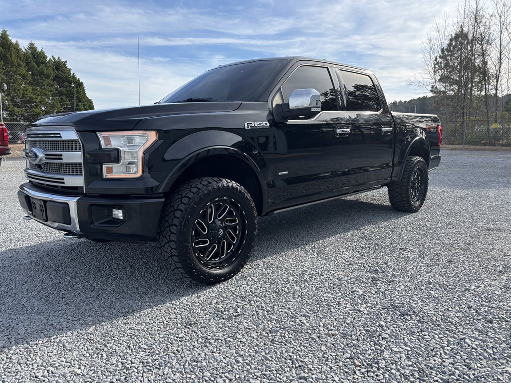 2017 Ford F-150 Platinum's photo