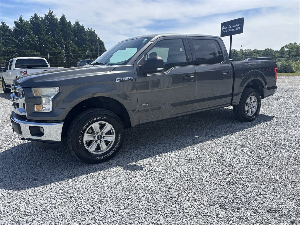 2015 Ford F-150 XLT 4x4 SuperCrew 145-in's photo